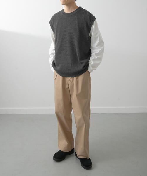 ITEMS URBANRESEARCH（アイテムズ アーバンリサーチ）の「ワッフルニットベスト＋ロングTシャツSET（ニット/セーター・メンズ・ブラック/ベージュ/チャコールグレー・LARGE/MEDIUM）」の9枚目の写真