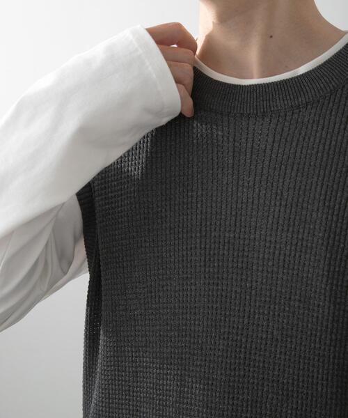 ITEMS URBANRESEARCH（アイテムズ アーバンリサーチ）の「ワッフルニットベスト＋ロングTシャツSET（ニット/セーター・メンズ・ブラック/ベージュ/チャコールグレー・LARGE/MEDIUM）」の12枚目の写真
