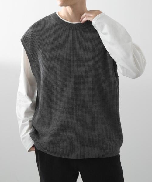 ITEMS URBANRESEARCH（アイテムズ アーバンリサーチ）の「ワッフルニットベスト＋ロングTシャツSET（ニット/セーター・メンズ・ブラック/ベージュ/チャコールグレー・LARGE/MEDIUM）」の13枚目の写真