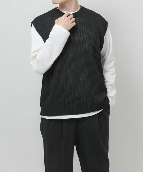 ITEMS URBANRESEARCH(アイテムズ アーバンリサーチ)の「ワッフルニットベスト+ロングTシャツSET(ニット/セーター・メンズ・ブラック/ベージュ/チャコールグレー・LARGE/MEDIUM)」の15枚目の写真