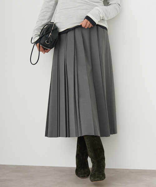 IENA(イエナ)の「ストレッチプリーツスカート(スカート・レディース・ライトグレー/ネイビー・36/38)」の9枚目の写真