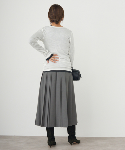 IENA(イエナ)の「ストレッチプリーツスカート(スカート・レディース・ライトグレー/ネイビー・36/38)」の13枚目の写真