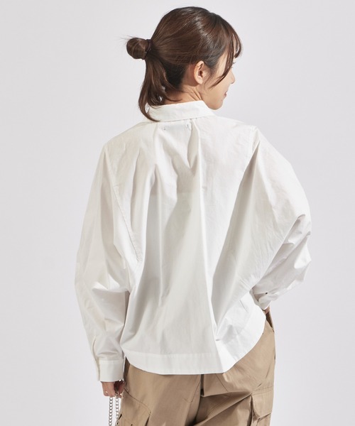 c/est（シーエ）の「c/est/シーエ ANITA アニタ ドルマンスリーブ ロングスリーブシャツ（シャツ/ブラウス・レディース・ブラック/オフホワイト/ブルー・FREE）」の8枚目の写真