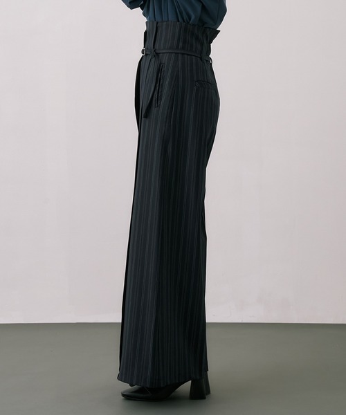 UNITED TOKYO（ユナイテッドトウキョウ）の「【シリーズ累計販売数23,000本突破！】HAKAMAアシメワイドパンツ｜ウォッシャブル/セットアップ/オフィスカジュアル/オケージョン/美脚見え/防シワ/静電気防止/ストレッチ/春服（スラックス・レディース・ダークグレー/ベージュ/ブラック/グレー/ネイビー/ブラック系その他2/タン/ベージュ系その他・1/2/3/4）」の12枚目の写真