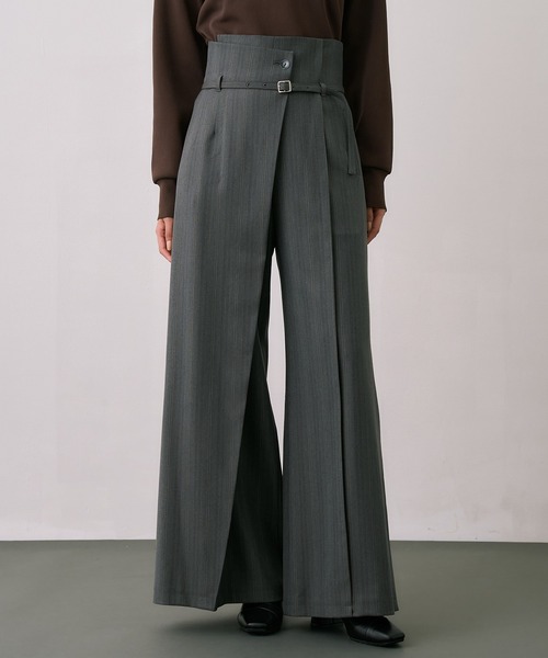 UNITED TOKYO（ユナイテッドトウキョウ）の「【シリーズ累計販売数23,000本突破！】HAKAMAアシメワイドパンツ｜ウォッシャブル/セットアップ/オフィスカジュアル/オケージョン/美脚見え/防シワ/静電気防止/ストレッチ/春服（スラックス・レディース・ダークグレー/ベージュ/ブラック/グレー/ネイビー/ブラック系その他2/タン/ベージュ系その他・1/2/3/4）」の21枚目の写真