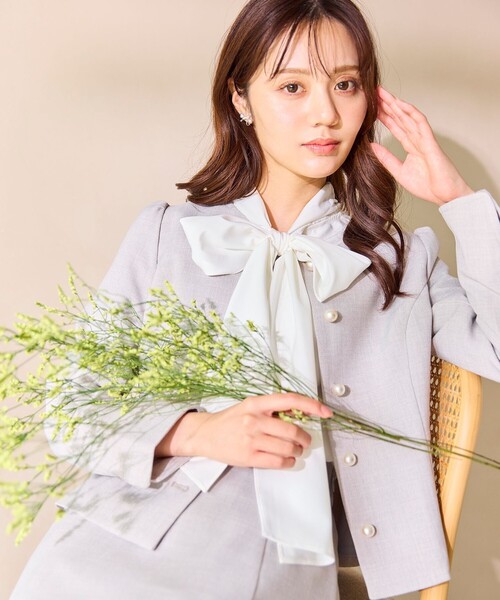 Feroux(フェルゥ)の「パール釦ペプラムジャケット×スカート セットアップ(セットアップ・レディース・ネイビー系/ライトグレー系/ピンク系・SMALL/MEDIUM)」の14枚目の写真