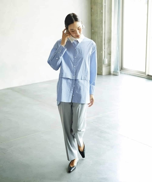 MICHEL KLEIN（ミッシェル・クラン）の「[2WAY]クレリックオーバーサイズストライプシャツ（シャツ/ブラウス・レディース・ブルー/グレイッシュベージュ・38）」の6枚目の写真