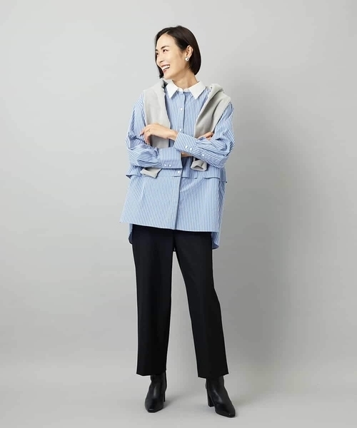 MICHEL KLEIN（ミッシェル・クラン）の「[2WAY]クレリックオーバーサイズストライプシャツ（シャツ/ブラウス・レディース・ブルー/グレイッシュベージュ・38）」の13枚目の写真