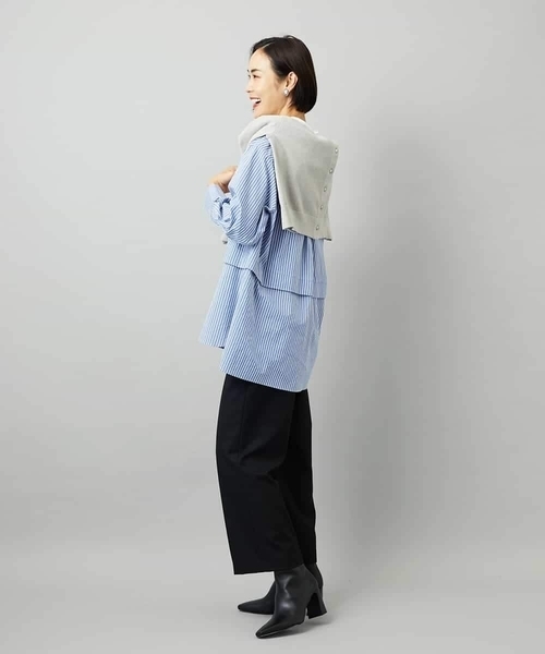 MICHEL KLEIN（ミッシェル・クラン）の「[2WAY]クレリックオーバーサイズストライプシャツ（シャツ/ブラウス・レディース・ブルー/グレイッシュベージュ・38）」の14枚目の写真
