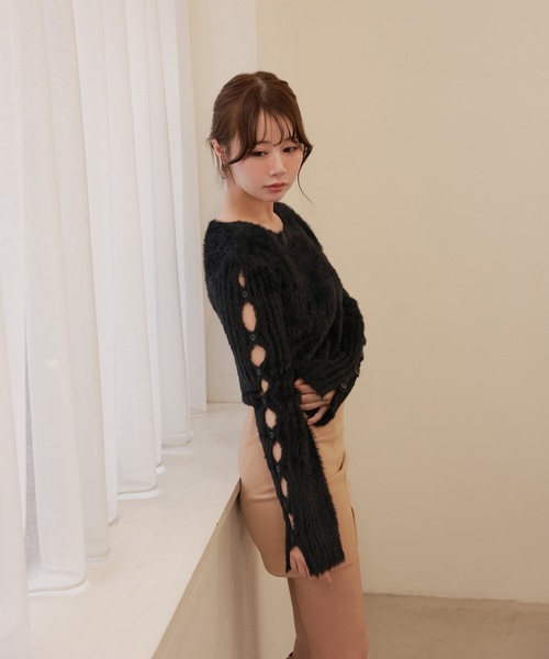M DOLLY(エムドリー)の「open sleeve Bellezza shaggy tops /オープンスリーブベレッツァシャギートップス(ニット/セーター・レディース・グレー/ピンク/ブラック・FREE)」の6枚目の写真