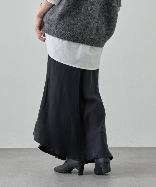 SHENERY（シーナリー）の「ヘムラインマーメイドスカート（スカート・レディース・ベージュ/ブラック・38/36）」の12枚目の写真