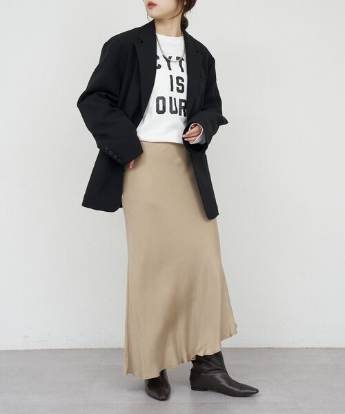 SHENERY（シーナリー）の「ヘムラインマーメイドスカート（スカート・レディース・ベージュ/ブラック・38/36）」の16枚目の写真