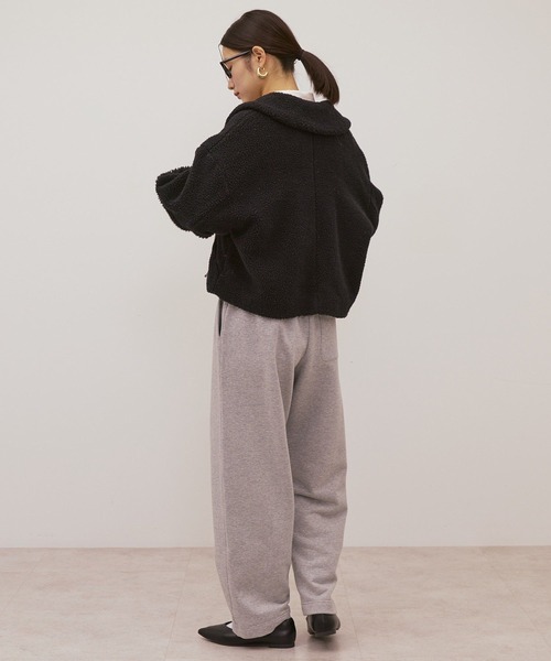 AMERICAN HOLIC（アメリカンホリック）の「衿付きボアブルゾン（ブルゾン・レディース・ブラック/グレイッシュベージュ・M/L）」の8枚目の写真