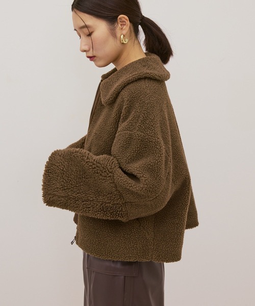 AMERICAN HOLIC（アメリカンホリック）の「衿付きボアブルゾン（ブルゾン・レディース・ブラック/グレイッシュベージュ・M/L）」の10枚目の写真