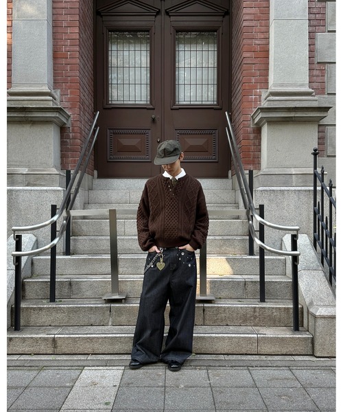 kutir（クティール）の「HENLEY NECK SILVER BUTTON CABLE KNIT／ヘンリーネックシルバーボタンケーブルニット（ニット/セーター・メンズ・ブラック/ベージュ/ブラウン/ボルドー・MEDIUM/LARGE）」の15枚目の写真