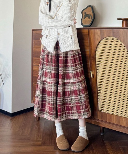 SallyLunn（サリーラン）の「チェックティアードスカート（スカート・レディース・ネイビー/ブラウン/ブルー/レッド・LARGE/MEDIUM）」の4枚目の写真