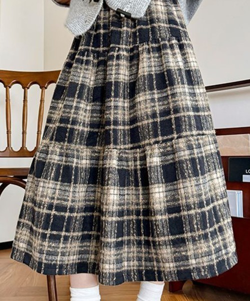 SallyLunn（サリーラン）の「チェックティアードスカート（スカート・レディース・ネイビー/ブラウン/ブルー/レッド・LARGE/MEDIUM）」の10枚目の写真