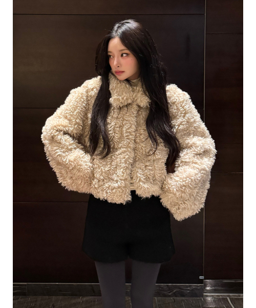 Popo fur jacket (beige)