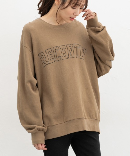 Honeys(ハニーズ)の「こだわり綿ロゴスウェット(スウェット・レディース・ライトブラウン/杢グレー/オートミール/ネイビー・L/LL/M)」の2枚目の写真
