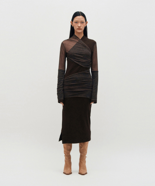 KIMZISU(キムジス)の「Layered Long Sleeve Dress _ BROWN(ワンピース・レディース・ブラウン・FREE)」の2枚目の写真