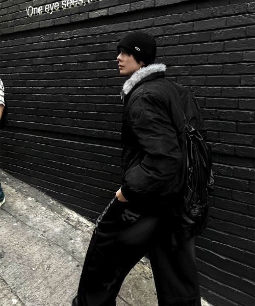 COSYHARU（コシハル）の「ファードッキングディープブラックブルゾン（ブルゾン・メンズ・ブラック・MEDIUM/LARGE）」の11枚目の写真