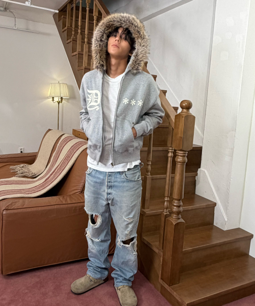 AMOU（アモウ）の「AMOU Fur Hoodie Zip-Up GREY（パーカー・レディース・その他・2/1）」の5枚目の写真