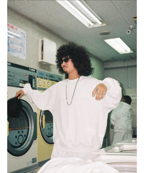 GOZER(ゴーザー)の「OVERSIZED STAYHIGHDOWNLOW BASIC CREW_WHITE(スウェット・メンズ・ホワイト・1/2)」の3枚目の写真