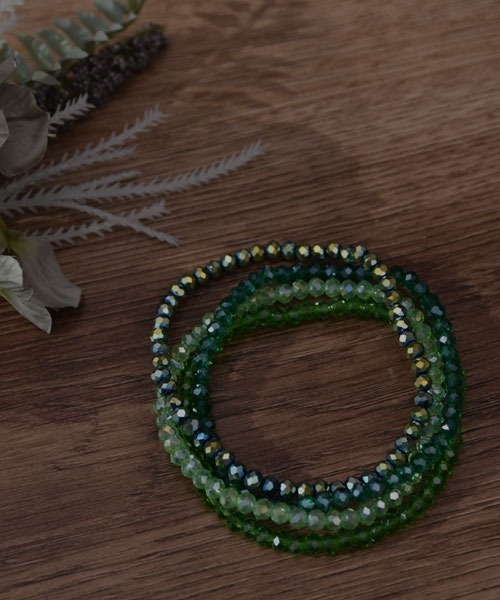 Mayree(メイリー)の「【resonance】カラービーズ ブレスレット/ヘアゴム【4個セット/7色展開/2way】(ヘアゴム・レディース・ブルー系/ブラック系/グリーン系/パープル系/ネイビー系/グレー系/ホワイト系・FREE)」の14枚目の写真