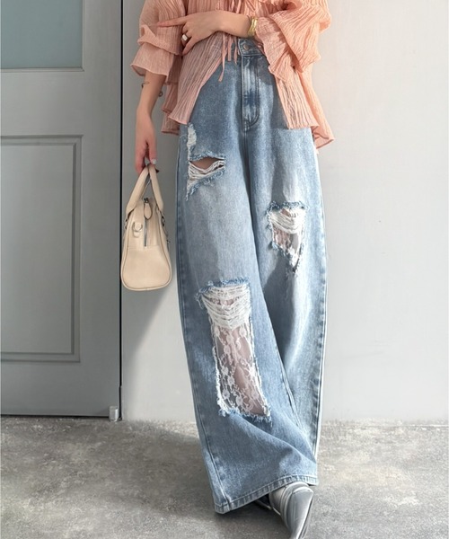 mily bilet(ミウィビレット)の「【mily bilet】甘さひとさじ♪レース付きダメージワイドデニムパンツ(ワイド)(デニムパンツ・レディース・ブルー/ブルー系その他・LARGE/MEDIUM/SMALL/X-LARGE)」の13枚目の写真