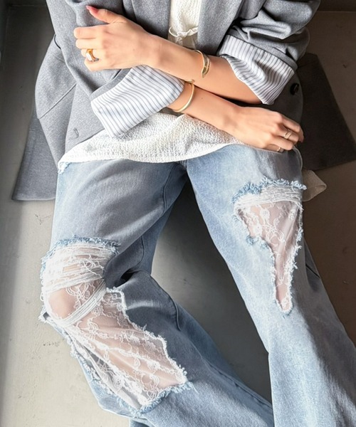 mily bilet(ミウィビレット)の「【mily bilet】甘さひとさじ♪レース付きダメージワイドデニムパンツ(ワイド)(デニムパンツ・レディース・ブルー/ブルー系その他・LARGE/MEDIUM/SMALL/X-LARGE)」の4枚目の写真