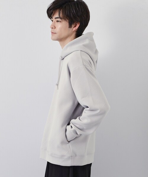 THE SHOP TK (ザ ショップ ティーケー )の「【さりげない表情が、品よく映える。】ふくれジャカードパーカ(パーカー・メンズ・ライトグレー/オフホワイト・04/02/03)」の7枚目の写真