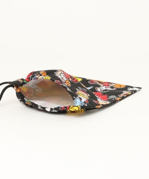 HYSTERIC MINI（ヒステリックミニ）の「HYSTERIC MINI HOOPS総柄 巾着（その他小物・キッズ・ホワイト系その他/レッド系その他/ブラック系その他・FREE）」の6枚目の写真