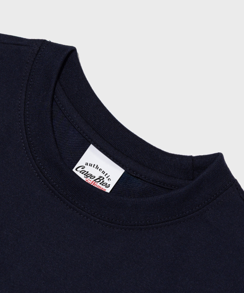 CARGOBROS FOR WOMAN（カーゴブロスフォーウィメン）の「アメリカンクラシックオーバーロゴ半袖Tシャツ（ネイビー）（Tシャツ/カットソー・レディース・その他・SMALL/MEDIUM/LARGE/X-LARGE/2XL）」の3枚目の写真