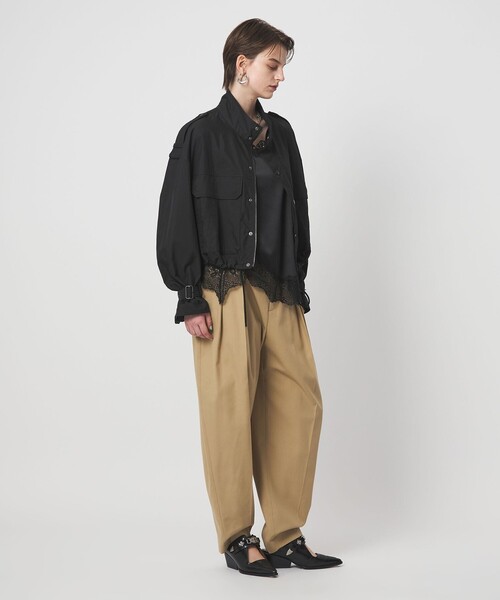 ASTRAET（アストラット）の「＜ASTRAET＞ツイル スタンドカラー ブルゾン（ブルゾン・レディース・ベージュ/ブラック・FREE）」の3枚目の写真