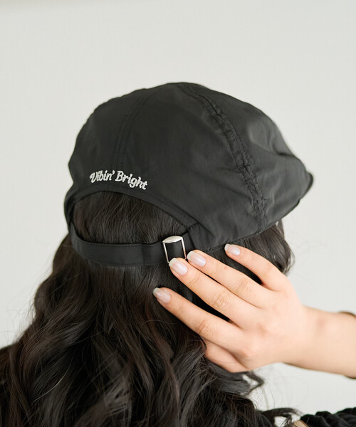 FREAK'S STORE(フリークスストア)の「ナイロン ハンチング帽(ハンチング/ベレー帽・レディース・ブラック/ベージュ・ONE SIZE)」の3枚目の写真