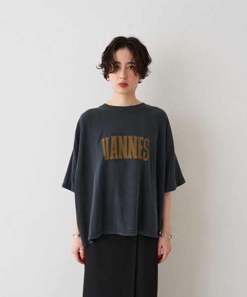 REMI RELIEF（レミレリーフ）の「【REMI RELIEF/レミレリーフ】別注 VANNES ロゴTEE/Tシャツ（Tシャツ/カットソー・レディース・ベージュ/アイボリー/ブラック・フリー）」の8枚目の写真