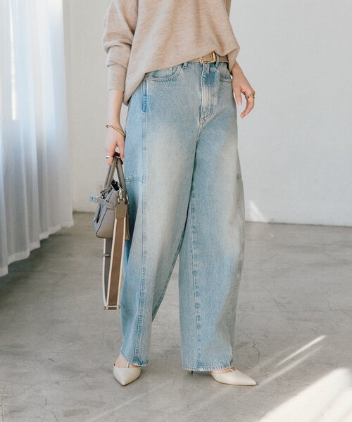 RIVE DROITE(リヴドロワ)の「【トレンド感ある着こなしに】ソフトバレルデニム(デニムパンツ・レディース・ブルー系その他・38/36)」の6枚目の写真