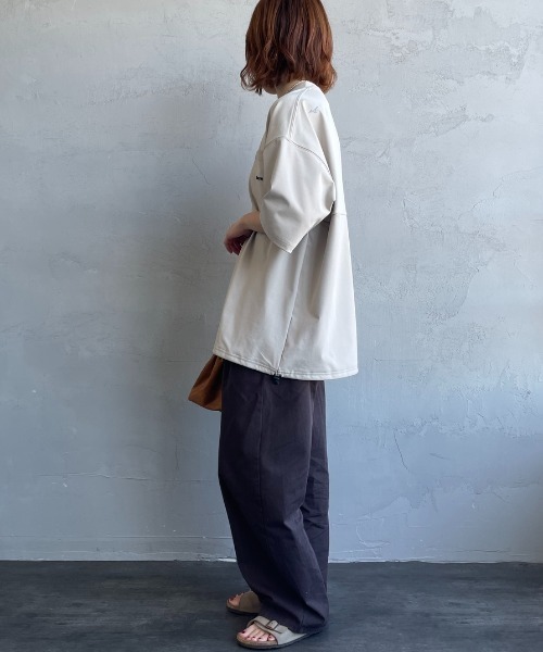 MIZUNO（ミズノ　）の「【WEB先行予約】[MIZUNO/ミズノ] 別注 ポケット付き ワンポイントロゴ刺繍 Tシャツ（Tシャツ/カットソー・レディース・グレイッシュベージュ/ブラック/ホワイト・M/S/XL/L）」の22枚目の写真