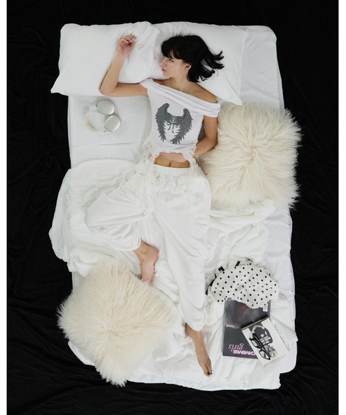 Heart Tattoo(ハートタトゥー)の「サイドレースフリルオフショルトップス / Side Lace Frill Off-Shoulder Top(Tシャツ/カットソー・レディース・ホワイト/グレー・FREE)」の8枚目の写真