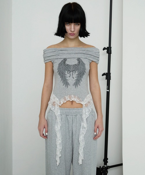 Heart Tattoo(ハートタトゥー)の「サイドレースフリルオフショルトップス / Side Lace Frill Off-Shoulder Top(Tシャツ/カットソー・レディース・ホワイト/グレー・FREE)」の11枚目の写真