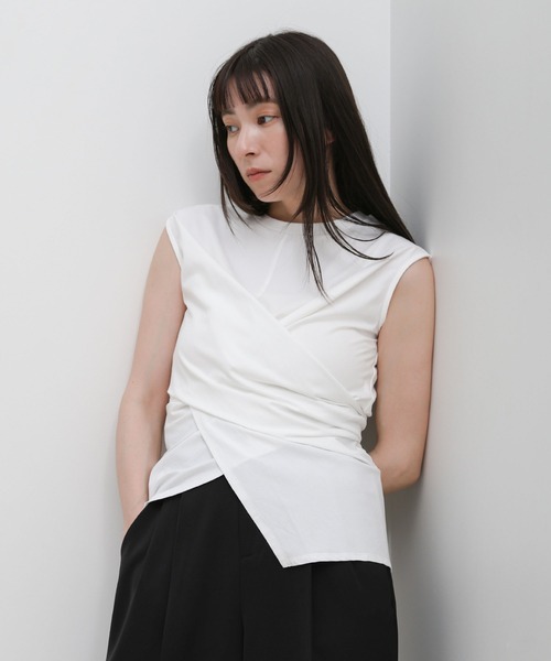 select MOCA(セレクトモカ)の「ウエストラップノースリーブトップス(Tシャツ/カットソー・レディース・ホワイト/ブラック/グレー・FREE)」の2枚目の写真