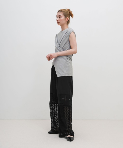 select MOCA(セレクトモカ)の「ウエストラップノースリーブトップス(Tシャツ/カットソー・レディース・ホワイト/ブラック/グレー・FREE)」の4枚目の写真
