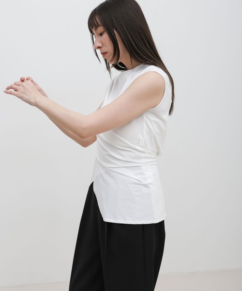 select MOCA(セレクトモカ)の「ウエストラップノースリーブトップス(Tシャツ/カットソー・レディース・ホワイト/ブラック/グレー・FREE)」の22枚目の写真
