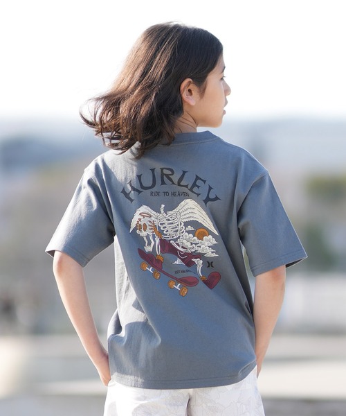 Hurley （ハーレー）の「Hurley/ハーレー キッズ 半袖 Tシャツ バックプリント オーバーサイズ BCSS261001（Tシャツ/カットソー・キッズ・ホワイト/グレイッシュブルー/ブラック・160cm/150cm/130cm/140cm）」の3枚目の写真
