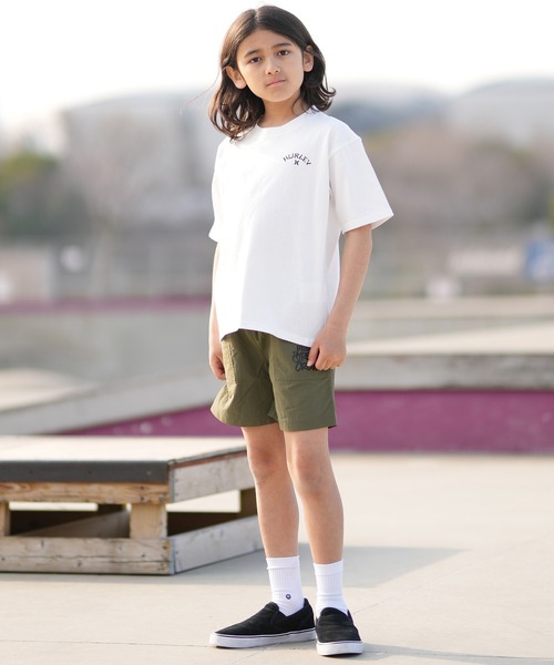 Hurley （ハーレー）の「Hurley/ハーレー キッズ 半袖 Tシャツ バックプリント オーバーサイズ BCSS261001（Tシャツ/カットソー・キッズ・ホワイト/グレイッシュブルー/ブラック・160cm/150cm/130cm/140cm）」の7枚目の写真