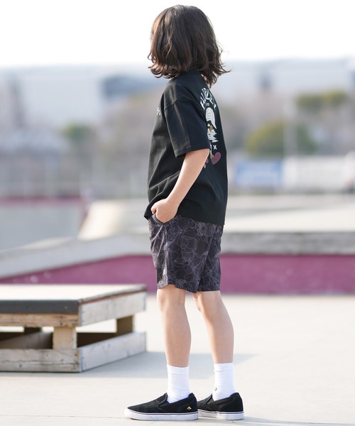 Hurley （ハーレー）の「Hurley/ハーレー キッズ 半袖 Tシャツ バックプリント オーバーサイズ BCSS261001（Tシャツ/カットソー・キッズ・ホワイト/グレイッシュブルー/ブラック・160cm/150cm/130cm/140cm）」の15枚目の写真