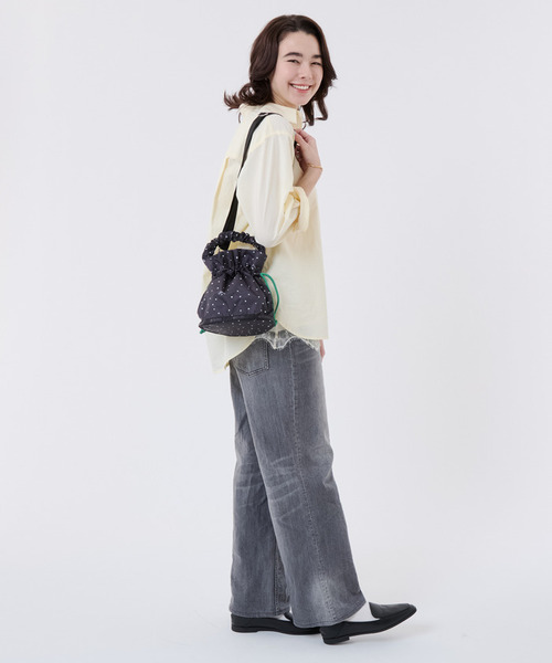 LeSportsac(レスポートサック)の「GH DRAWSTRING XBODY ブリスドット/グリーンコード(ショルダーバッグ・レディース・ブラック・FREE)」の3枚目の写真