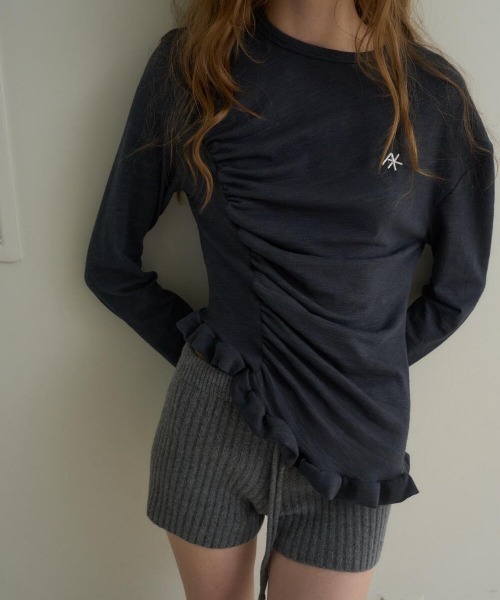 oursaalty（アウアソルティ）の「PLEASANT FRILL T-SHIRTS（Tシャツ/カットソー・レディース・チャコールグレー/ベージュ・FREE）」の19枚目の写真