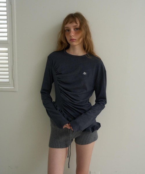 oursaalty（アウアソルティ）の「PLEASANT FRILL T-SHIRTS（Tシャツ/カットソー・レディース・チャコールグレー/ベージュ・FREE）」の14枚目の写真
