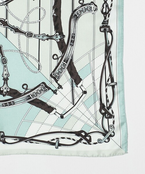 manipuri(マニプリ)の「<manipuri>SILK 88×88 スカーフ 26SS(バンダナ/スカーフ・レディース・ライトグレー/ピンク/ネイビー・FREE)」の5枚目の写真